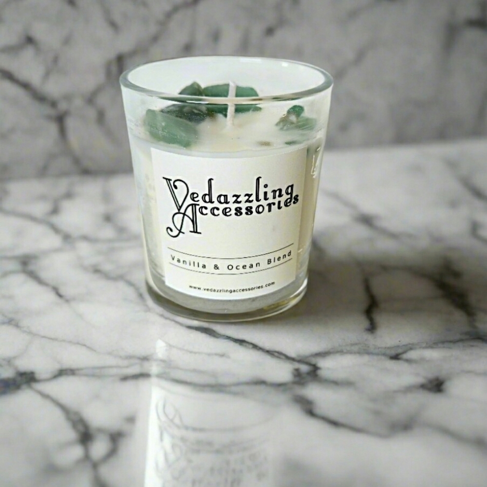 Nwt Vedazzling Accessories Vanilla and Ocean Blend Soy Wax Candle